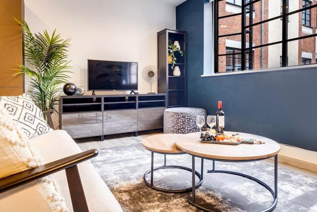 Giant Savings On Long Stays B1 Living, Enquire Now Birmingham Bagian luar foto